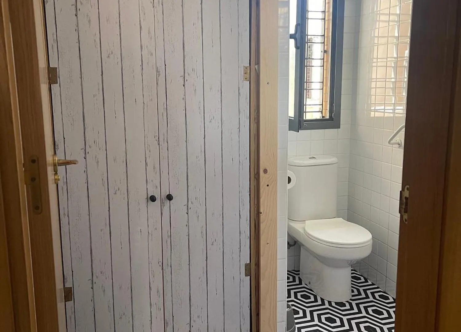 Galaksi-Habitacion Doble Privada En Casa Compartida-Uebica2 مايرينا ديل ألخارفي 0*,  إسبانيا