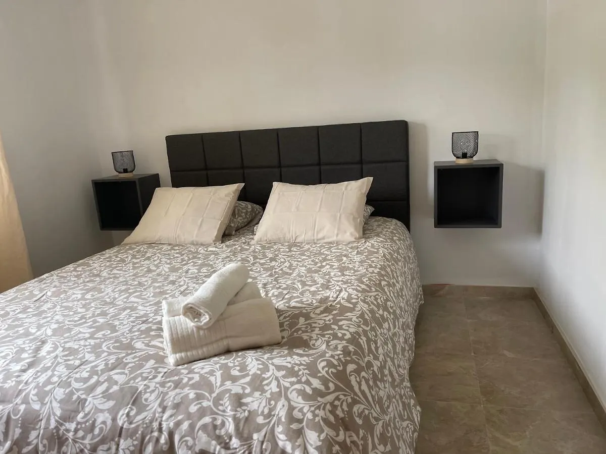 Galaksi-Habitacion Doble Privada En Casa Compartida-Uebica2 Mairena del Aljarafe Homestay