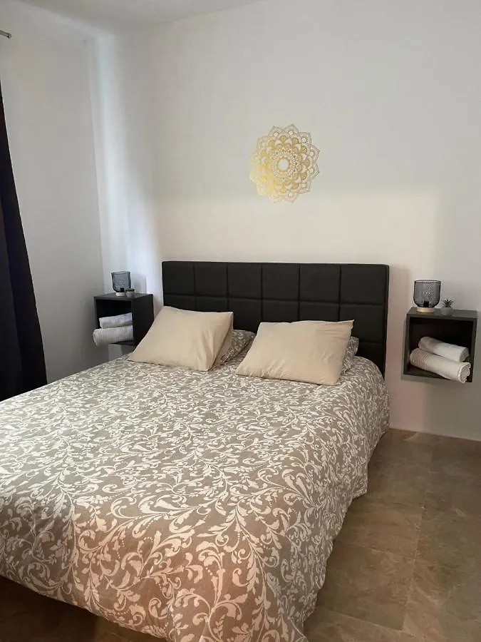 Homestay Galaksi-Habitacion Doble Privada En Casa Compartida-Uebica2 Mairena del Aljarafe