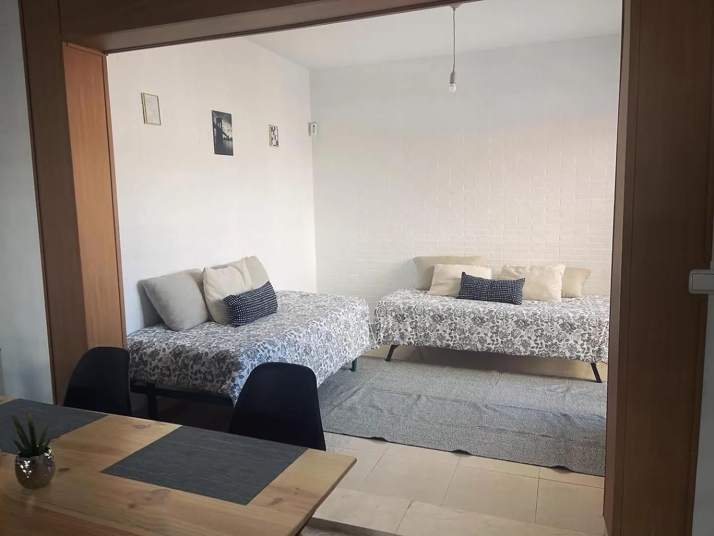 Homestay Galaksi-Habitacion Doble Privada En Casa Compartida-Uebica2 Mairena del Aljarafe