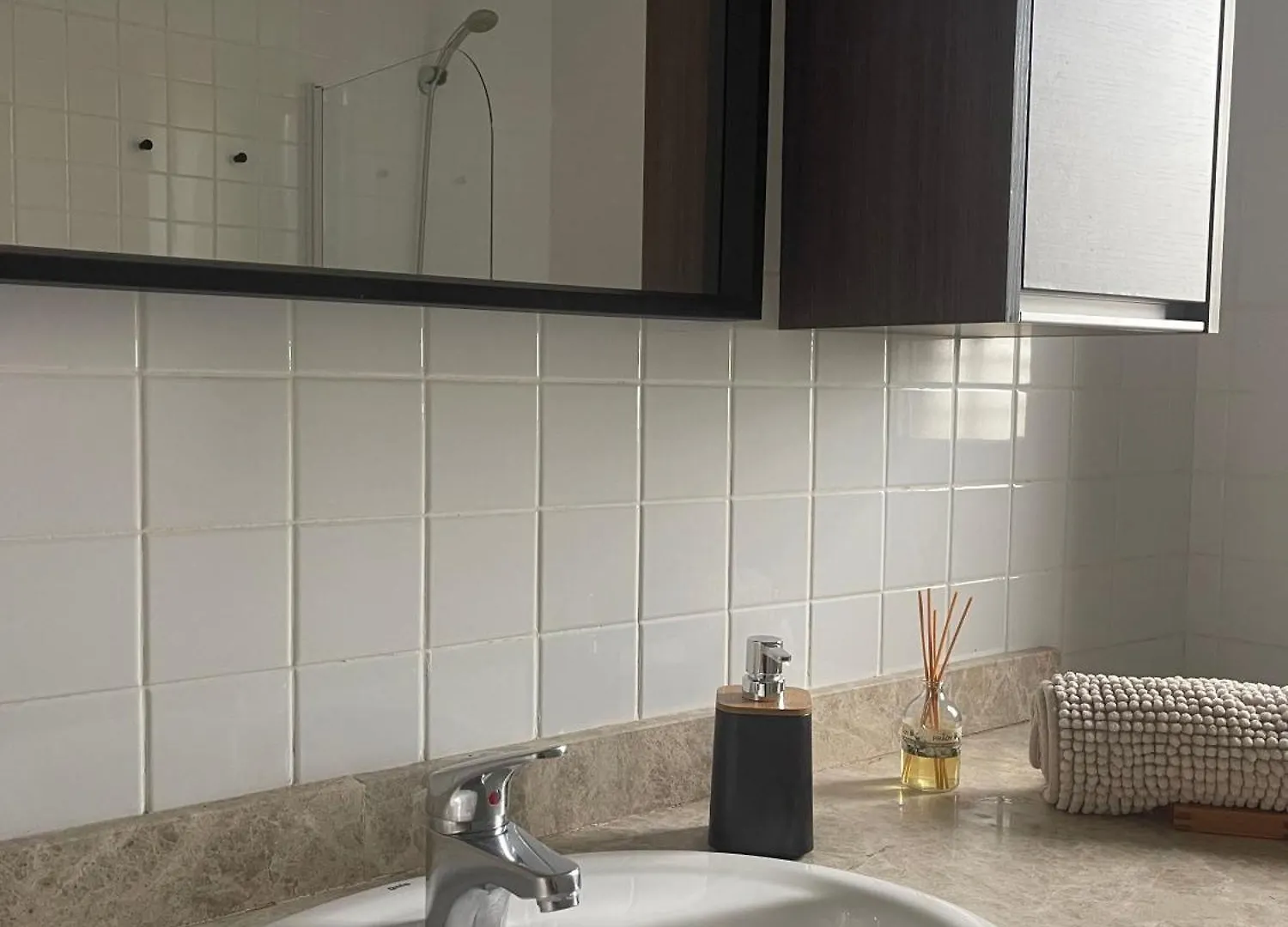 Galaksi-Habitacion Doble Privada En Casa Compartida-Uebica2 Mairena del Aljarafe